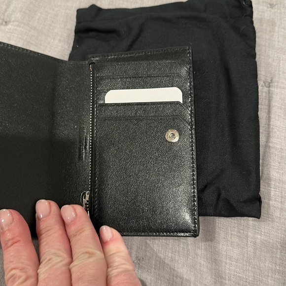 Gorgeous leather Brand new wallet - Picture 4 of 6